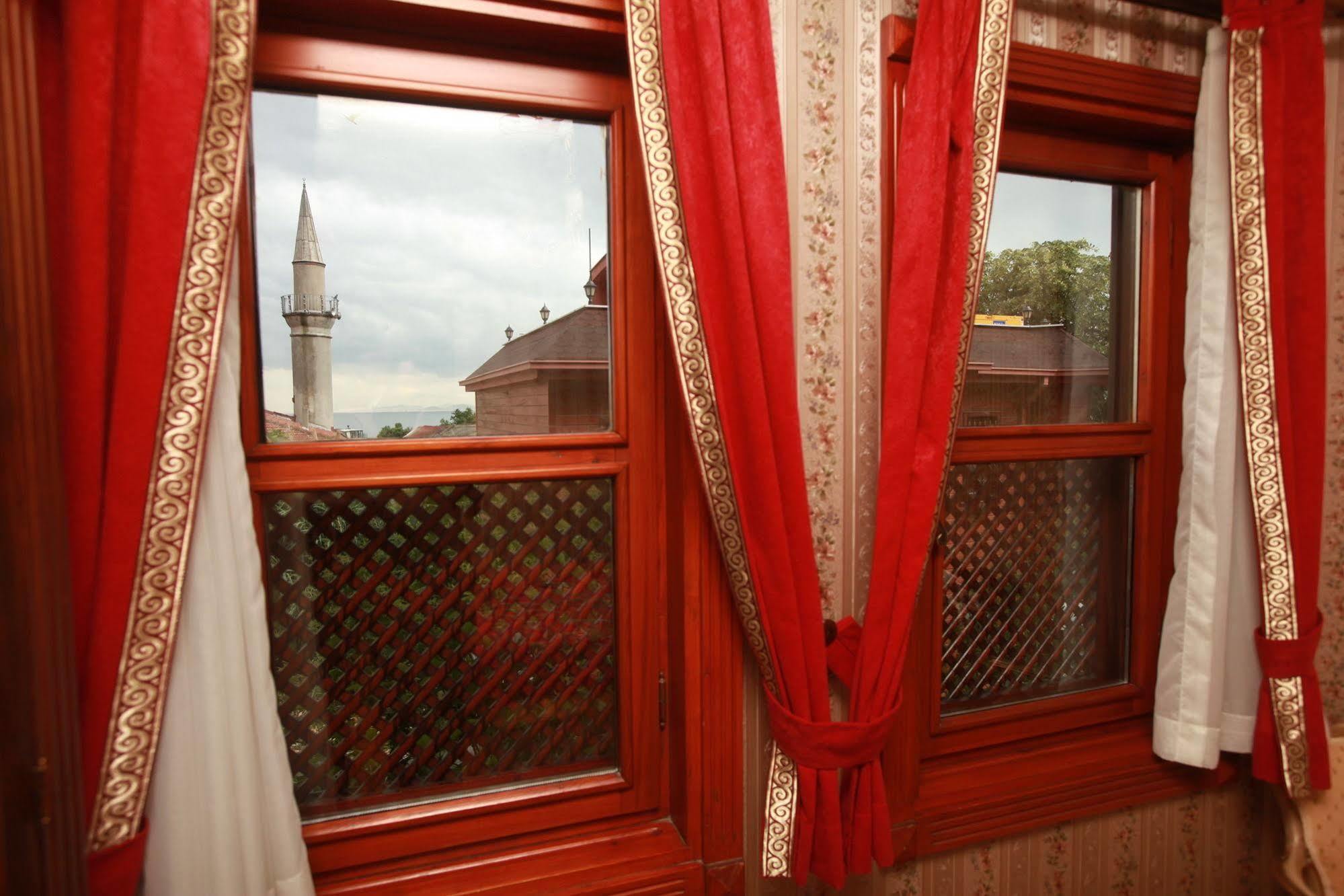 Dersaadet Hotel Istanbul Exterior photo